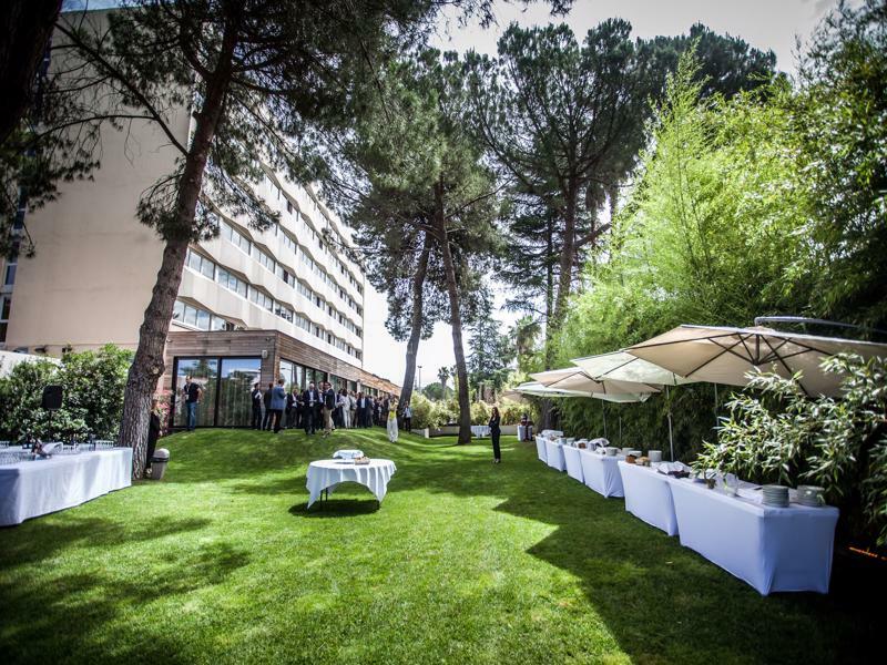 C Suites**** Spacieuses, Séjours Thématiques Hotel Nimes